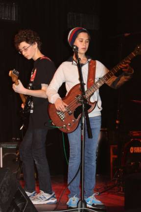 Kids Ready to Rock Music Guitarist Adam Light and bass player Ari Silverman at School of Rock's student performance series.Photo: Gabrielle Alfiero