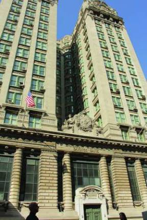 Stringer Disapproves of Sale of Civic Center Buildings Stringer Disapproves of Sale of Civic Center Buildings