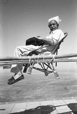 A Design Visionary Barbara Radice. "Sottsass in India," 1988. Courtesy of Barbara Radice