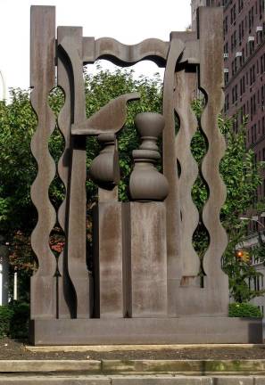 Park Avenue Sculpture Rises from the Rust