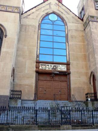 Is the Fight to Save Beth Hamedrash Hagodol Synagogue a Lost Cause?