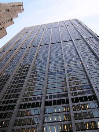 Community Demands Chase Bank Reopen One Chase Manhattan Plaze to the Public