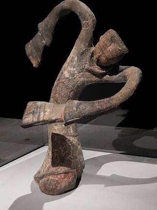 ancient china unearthed A dancer from the Western Han dynasty (206 B.C.–A.D. 9) was meant to provide merriment in the afterlife. Photo: Adel Gorgy