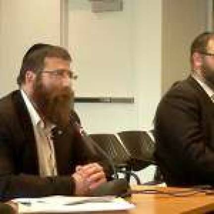 Rabbis Defend Controversial Circumcisions to City Health Officials
