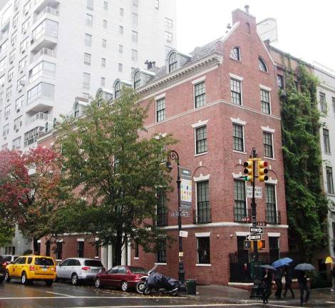 Local News in A world capital The Lenox Hill neighborhood on the Upper East Side. Photo: Beyong My Ken, via Wikimedia