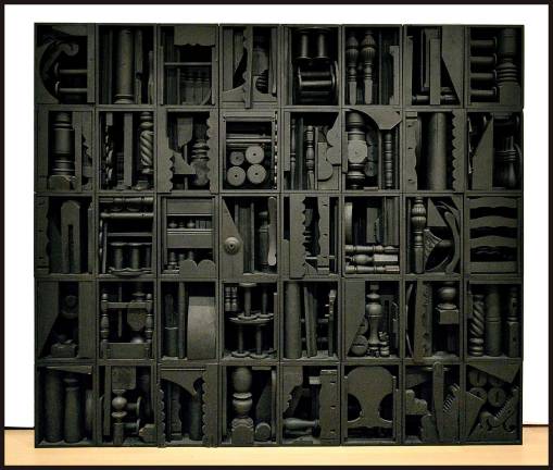 Modern Girl Power Louise Nevelson's sculpture “Big Black.” Photo: Adel Gorgy