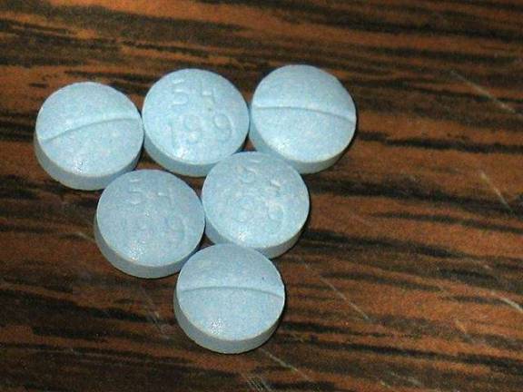 Don’t Demonize Prescription Opioids Tablets of oxycodone hydrochloride, an opioid analgesic. Photo: Babypat, via Wikimedia Commons