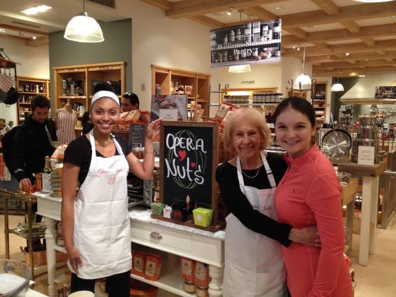 Finding the heart of new yorkers Op-Ed Pictured from left to right, Kim Lockett (OperaNuts Employee), Rachel Roth (Found/Owner of OperaNuts), and Eileen Roach (New York Cares volunteer.)