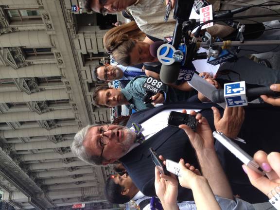 MTA Apologizes for Upper East Side Explosion MTA Apologizes for Upper East Side Explosion
