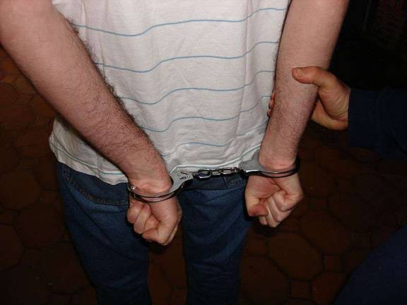 Crime Watch: Restaurant Robbery Crime Watch: Restaurant Robbery
