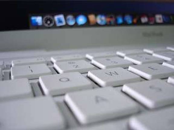 Gov. Cuomo Takes on Cyberbullying in New Bill Gov. Cuomo Takes on Cyberbullying in New Bill
