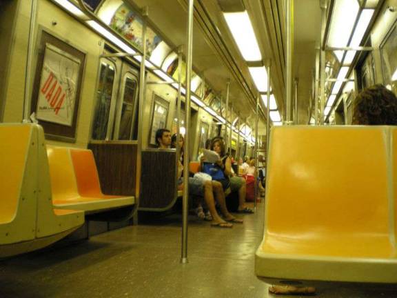Ladies Be Warned: NYC Artist Takes Videos and Pics of Unsuspecting Women on the Subway Ladies Be Warned: NYC Artist Takes Videos and Pics of Unsuspecting Women on the Subway