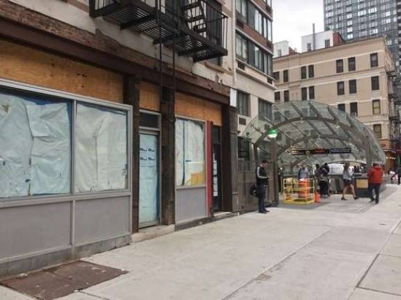 Tax Cut for Manhattan Small Businesses Advocates of a newly passed measure easing the tax burden on Manhattan retailers hope the policy will help reduce the number of vacant storefronts lining the city’s streets. Photo: Michael Garofalo