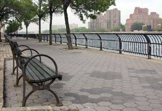 City Revisits Plan for East River Waterfront City Revisits Plan for East River Waterfront