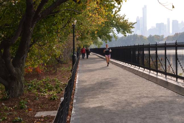 Jogging Path Resurfaced The resurfaced track around the Jacqueline Kennedy Onassis Reservoir in Central Park. Photo: Central Park Conservancy.