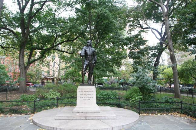 MONUMENTAL BATTLE RAGES OVER MONUMENTS This statue of Peter Stuyvesant is the target of a Jewish activist group that is demanding its removal from Stuyvesant Square. A Dutch governor of New Amsterdam in the 1650s, Stuyvesant had savaged Catholics and railed against Jews as a “deceitful race,” seeking to bar them from settling in the colony that became New York. Photo: MusikAnimal, via Wikimedia Commons