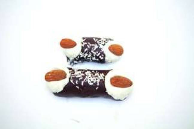 Leave the Crafts, Take the Cannoli Leave the Crafts, Take the Cannoli
