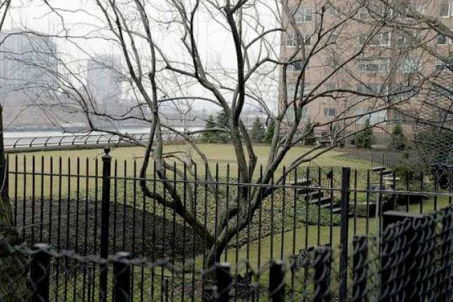 Upper East Side Lacking In Greenery: Residents Look to Sutton Place