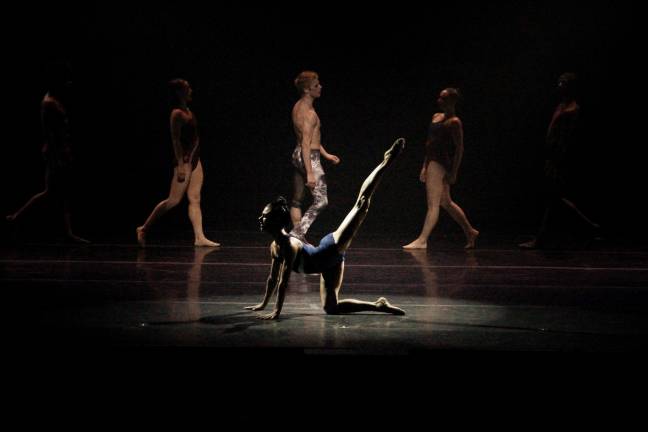 in step in new york Complexions Contemporary Ballet company dancer in Dwight Rhoden's new ballet honoring David Bowie, “Star Dust.” Photo: Breeann Birr