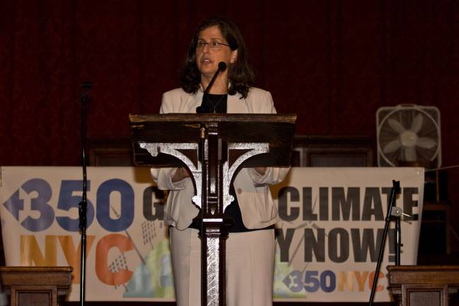 New Yorkers are rising to the challenge Councilwoman Helen Rosenthal in 2015. Photo: maisa_nyc, via flickr