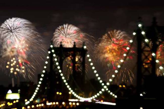 Your Best (and Worst) Spots to Watch Fourth of July Fireworks