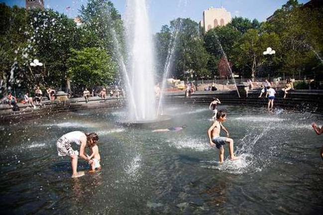 Con Edison Locks Out 8,000 Workers: Can it Still Deal with the Heat Wave? Con Edison Locks Out 8,000 Workers: Can it Still Deal with the Heat Wave?