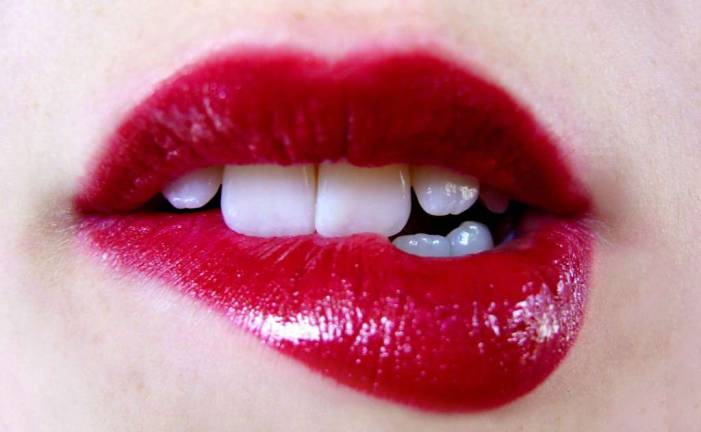 FDA study: Hundreds of lipsticks contaminated with lead
