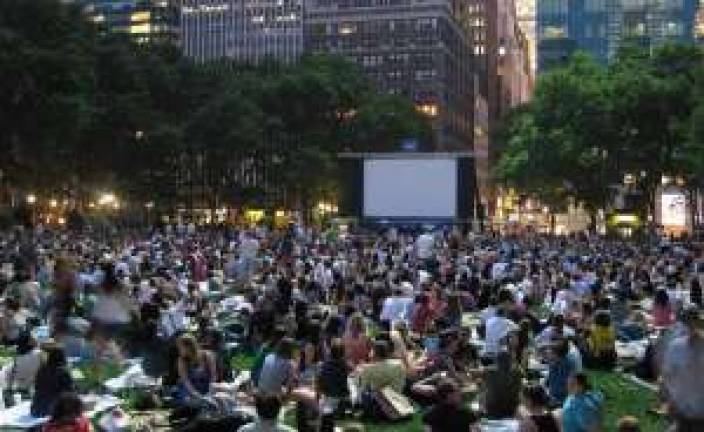 Films With a View: Free Outdoor Movies for NYC Families Films With a View: Free Outdoor Movies for NYC Families