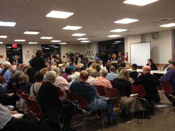 Mosquito-Plagued Residents Vent to City