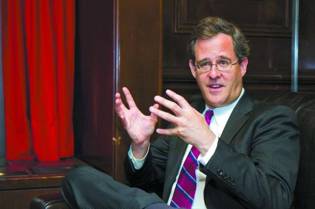 Will Labor Pains Give Birth to A New Mayor?